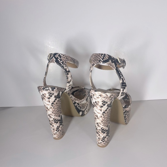 Steve Madden, 7,5 - Picture 3 of 6